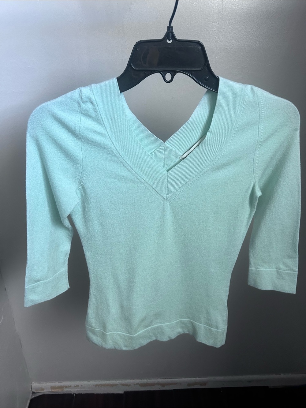 Banana Republic Mint Green V-Neck Knit Top 3/4 Sleeve XS